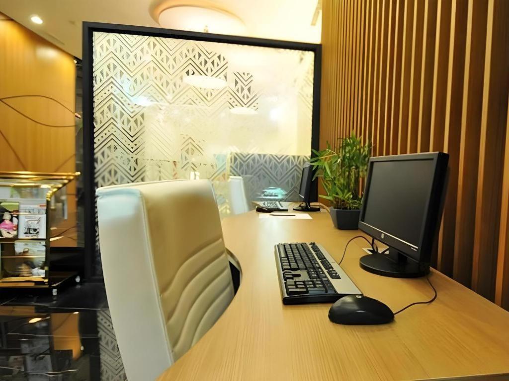 Clay Hotel Jakarta Jacarta Exterior foto