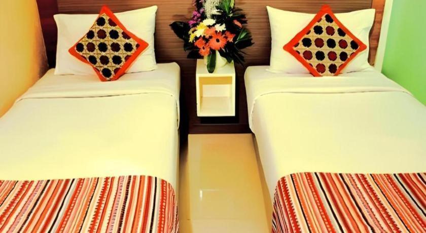 Clay Hotel Jakarta Jacarta Exterior foto
