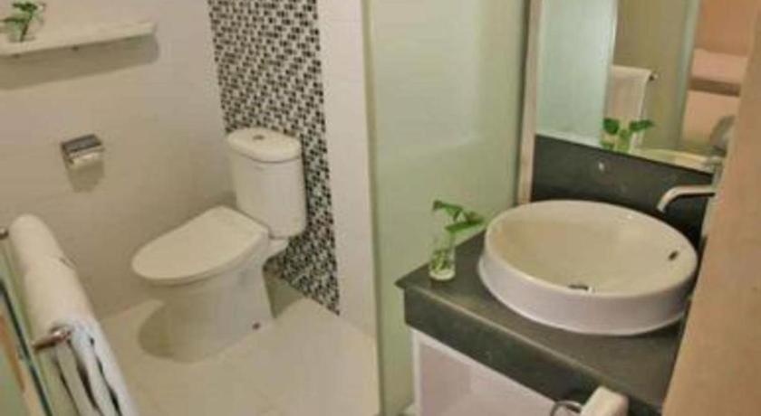 Clay Hotel Jakarta Jacarta Exterior foto